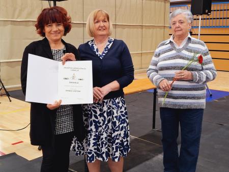 Zahvalo podelili Ivanki Vertnik za dosedanjo uspešno vodenje kolesarske sekcije